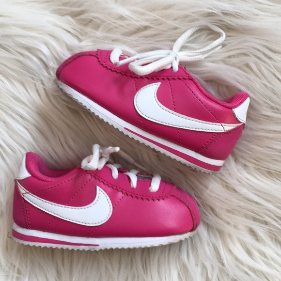 youth nike cortez shoes